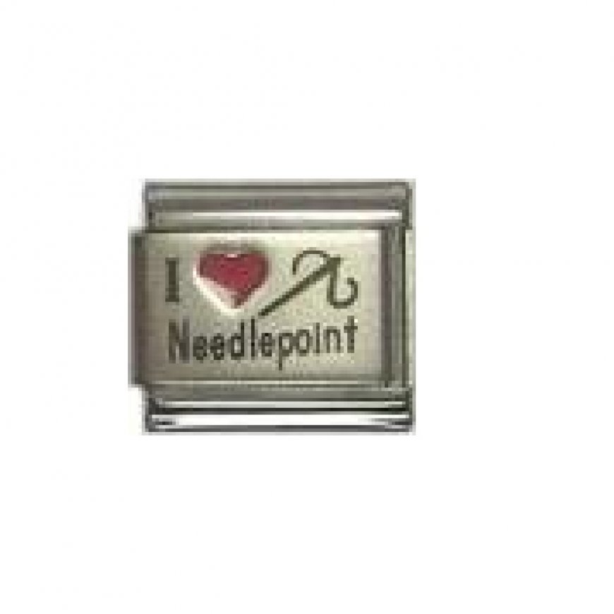 I love needlepoint red heart laser 9mm Italian charm - Click Image to Close