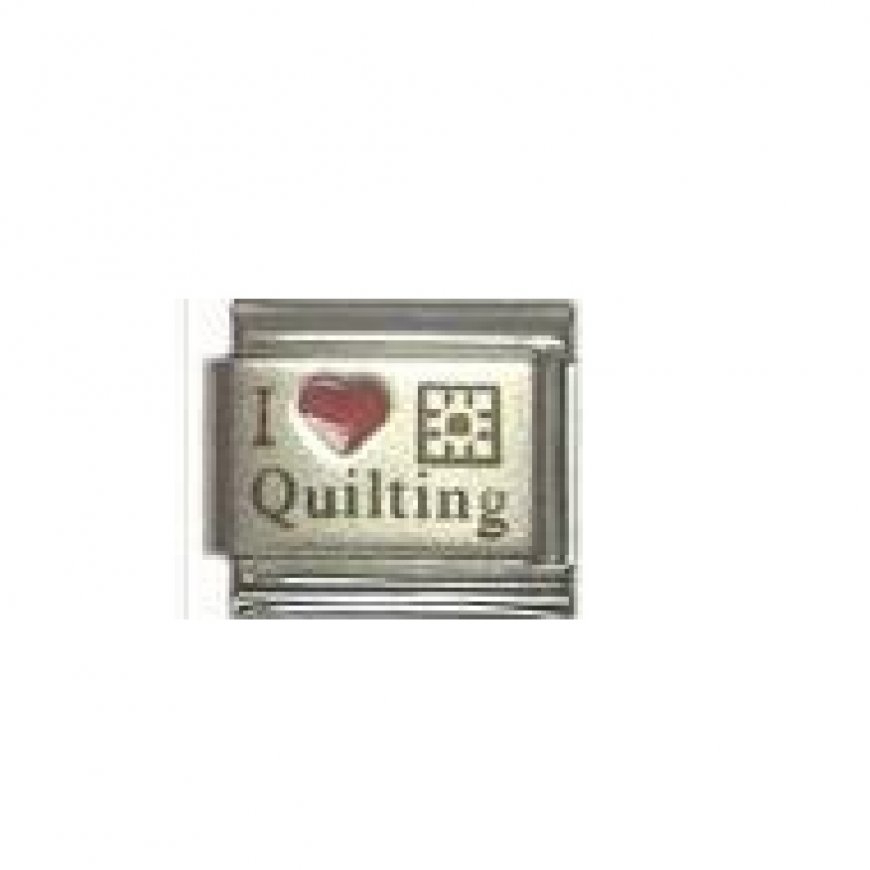I love quilting - red heart laser Italian charm - Click Image to Close